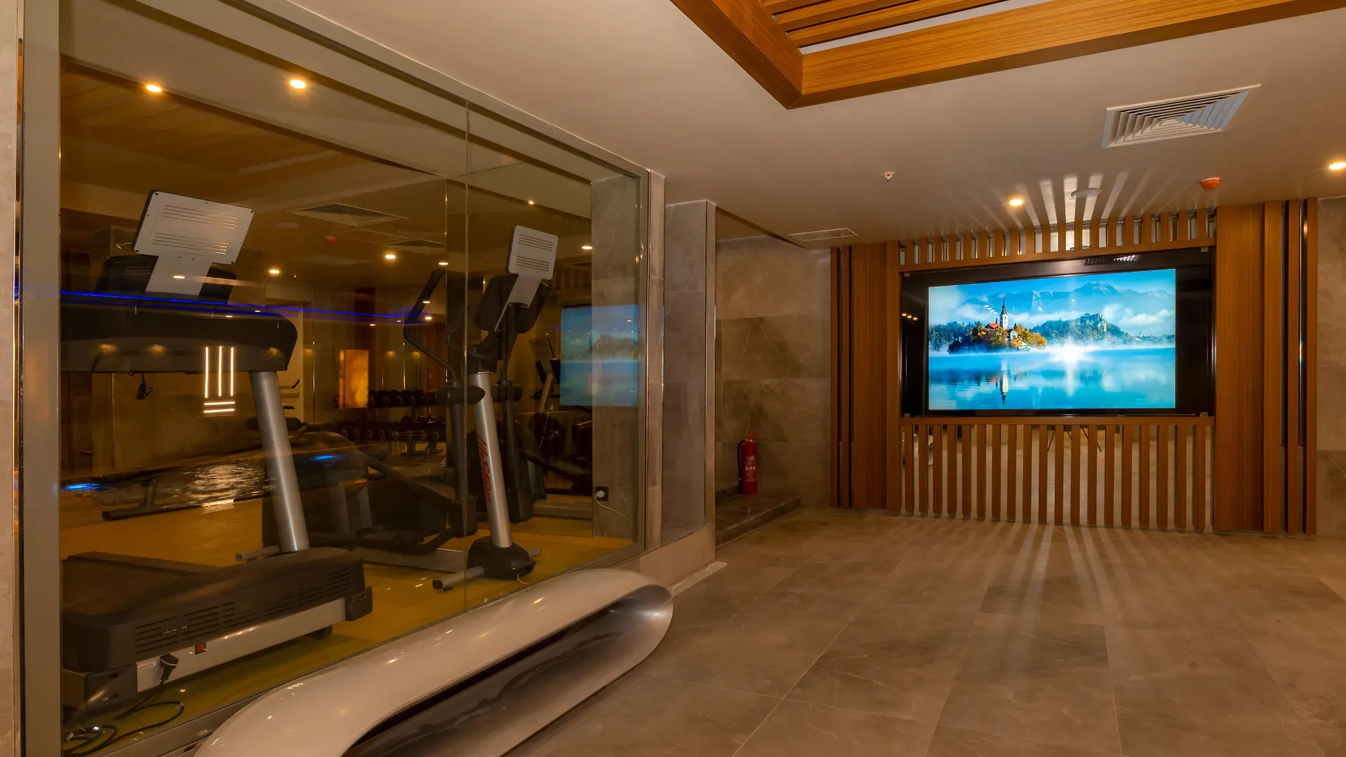 Hotel Ramada By Wyndham Istanbul Pera Taksim