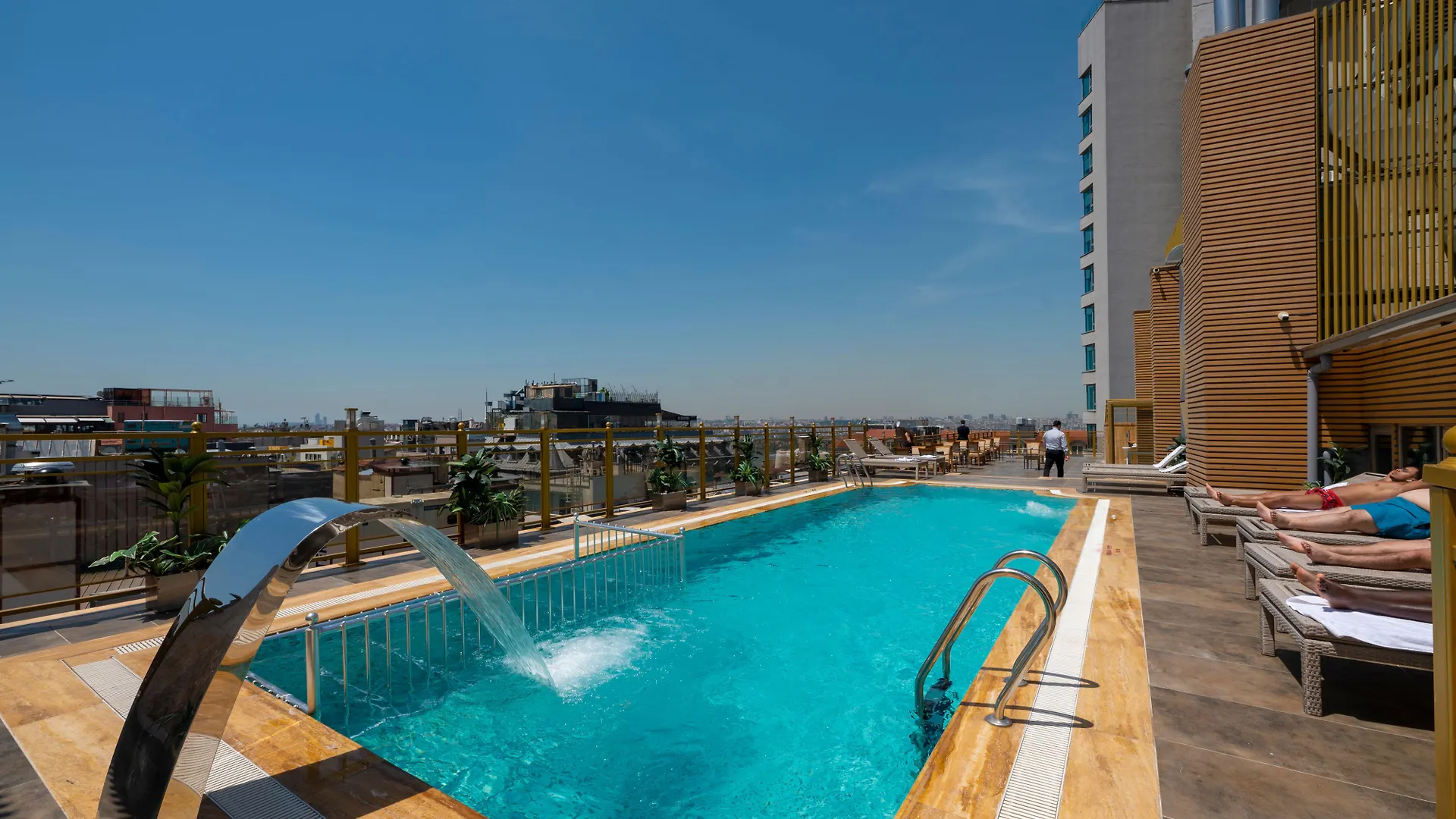 Hotel Ramada By Wyndham Istanbul Pera Taksim