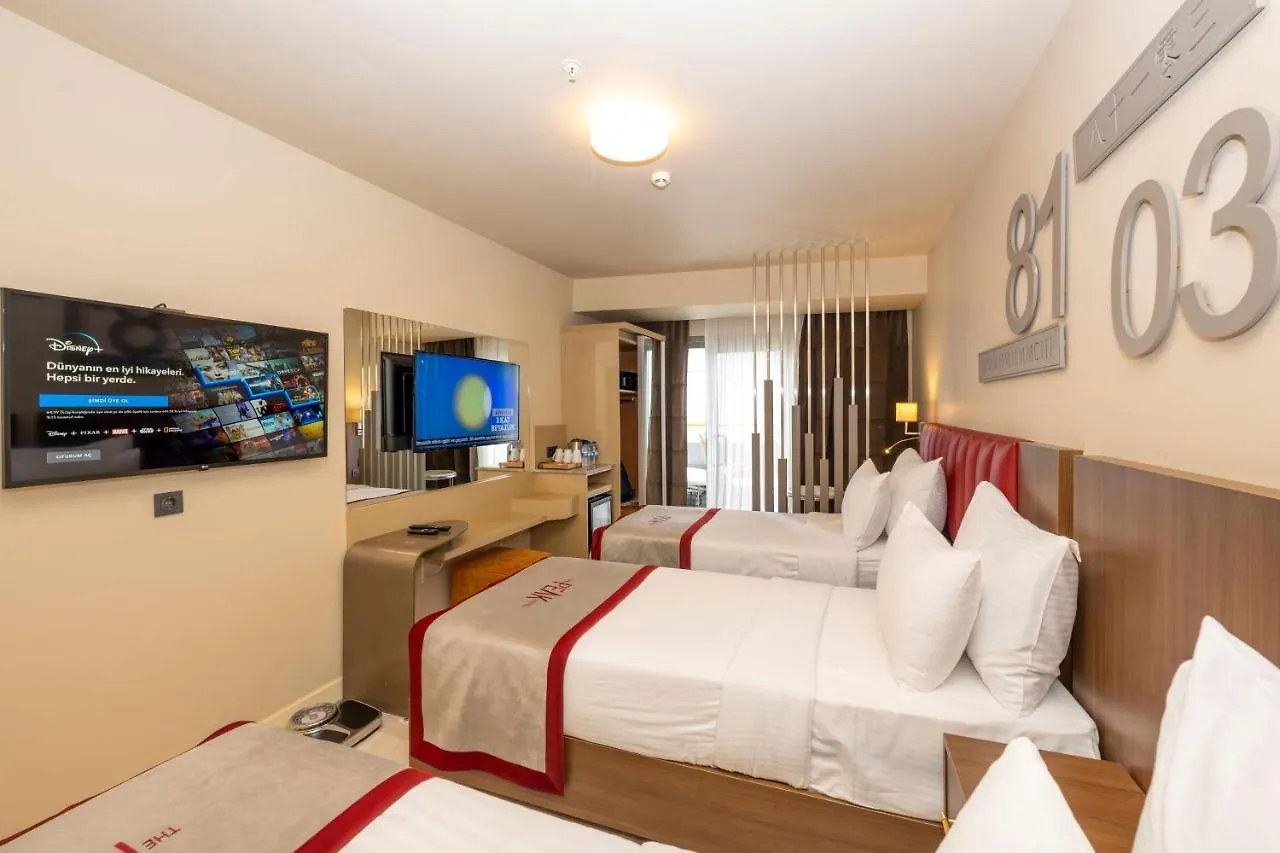 Hotel Ramada By Wyndham Istanbul Pera Taksim 5*,