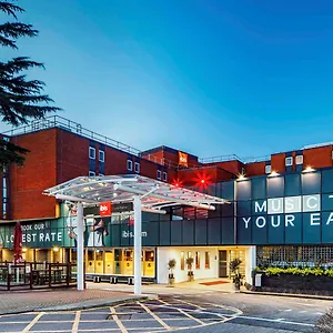 Ibis London Heathrow Airport 3* Hillingdon