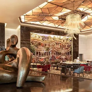 Raffles ***** Istanbul