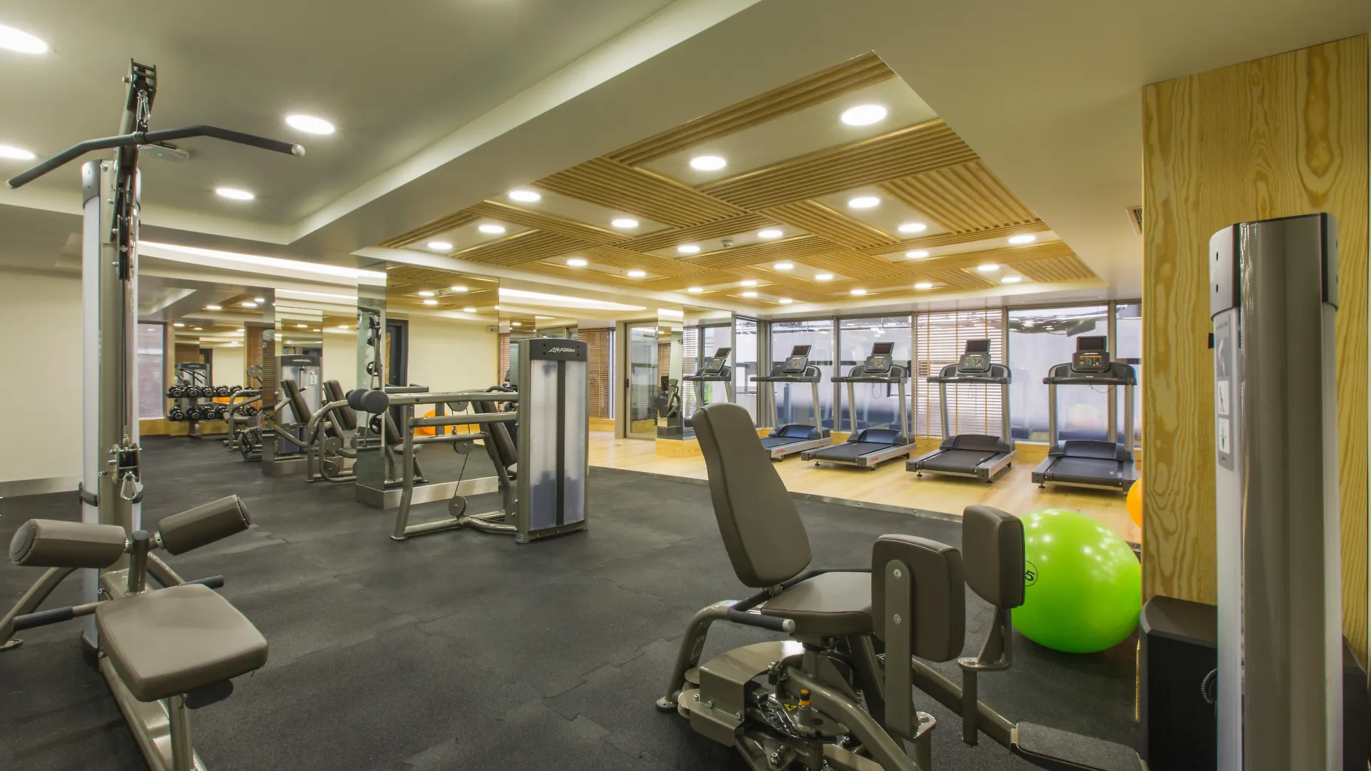 Hotel Ramada By Wyndham Istanbul Pera Taksim